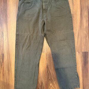 Hard to find Men’s Levi Strauss Brown 530s vintage pant